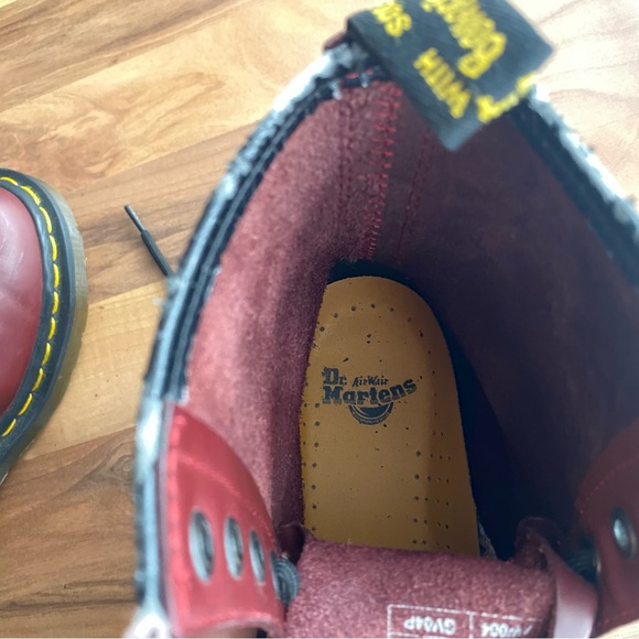 Cherry red Dr Marten boots - Picture 3 of 15